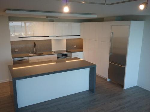 Kitchen-C-2